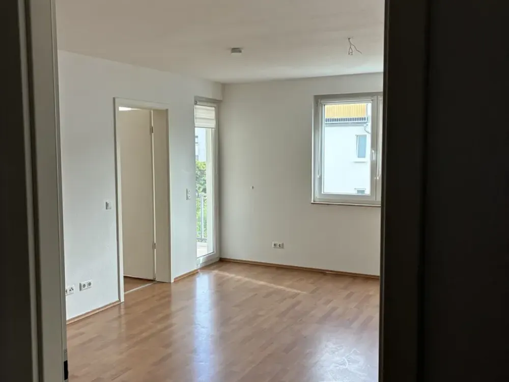 wunderschöne 2 Zimmer Wohnung mit Balkon