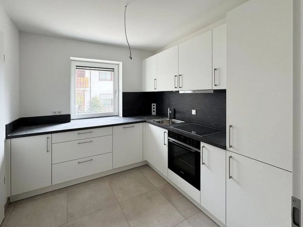 Erstbezug nach Kernsanierung: Geschmackvolle 3-Zimmer-Wohnung mit Balkon in München-Trudering - WE 1