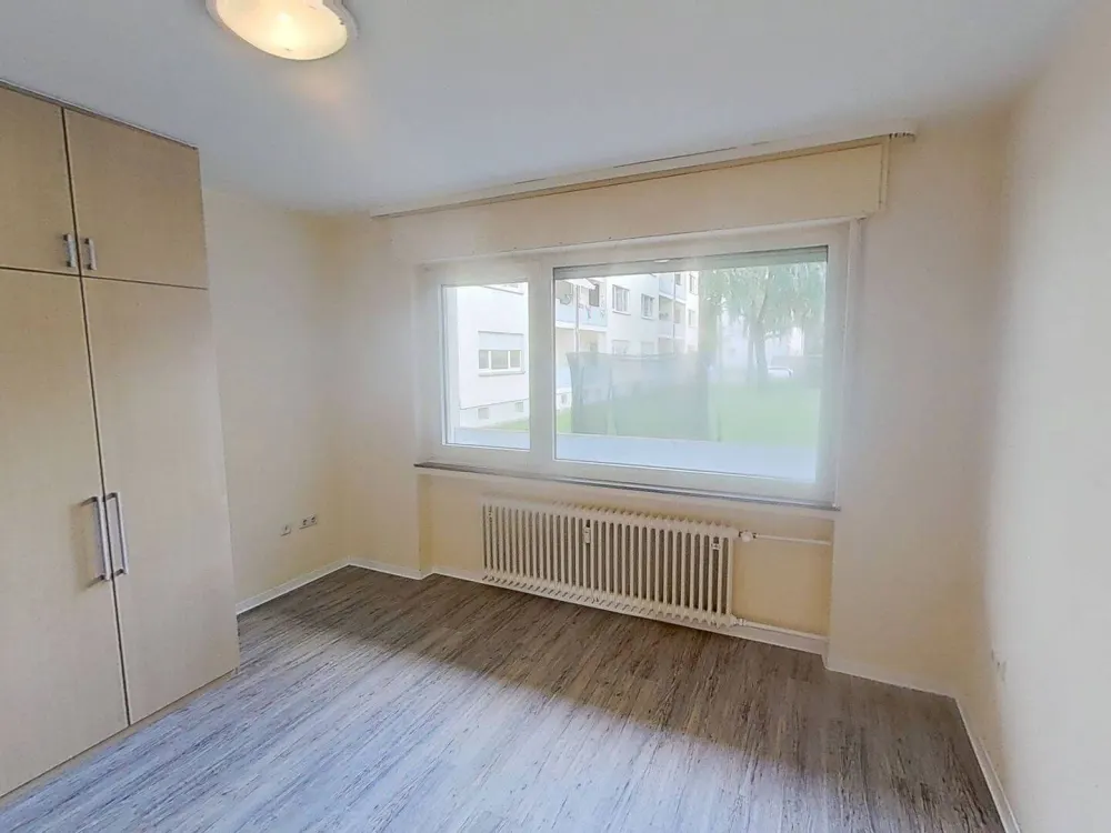 Große 3-Zi.-Whg. mit BALKON in Paderborn-Sennelager