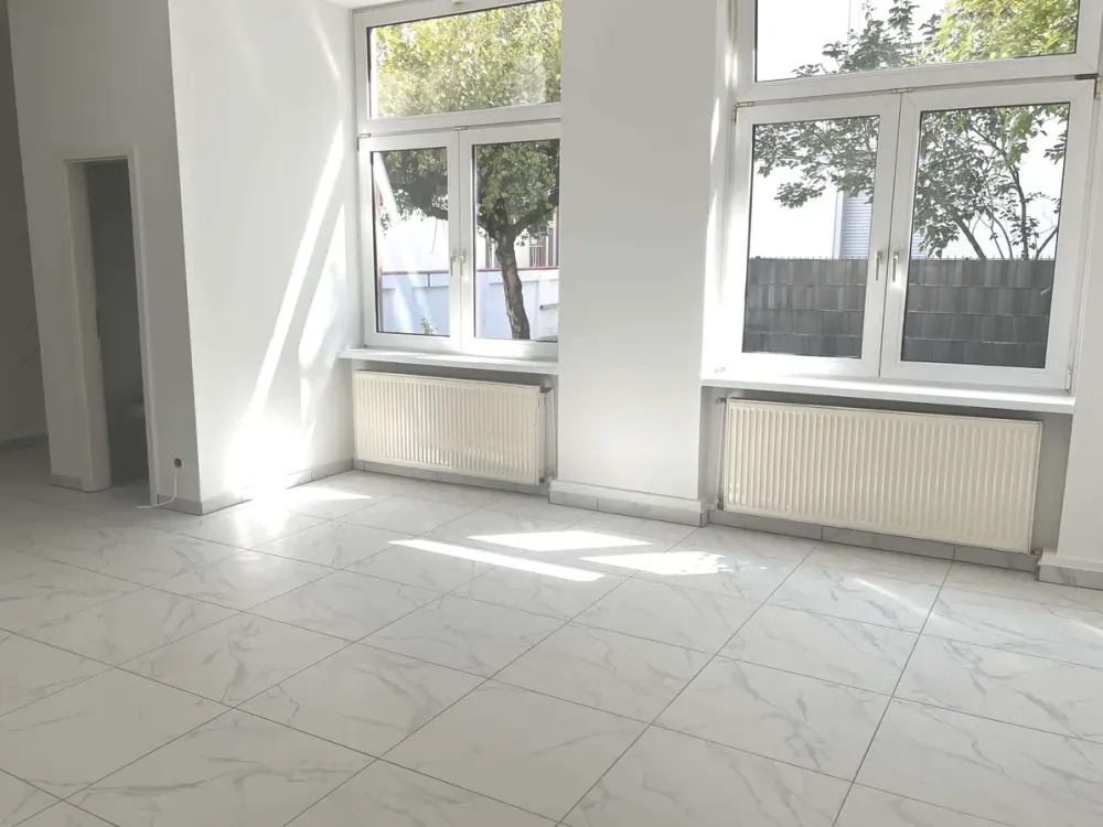 Stilvolles City-Appartement mit Terrasse & EBK im Herzen von Frankfurt-Nordend