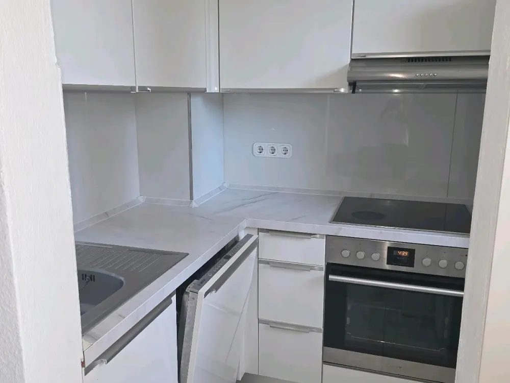35 m² Wohntraum: Top-Zustand, voll Möbliert