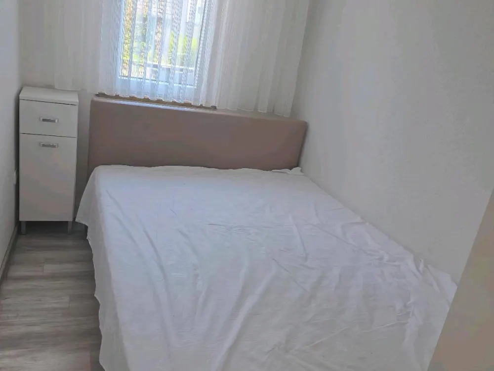 35 m² Wohntraum: Top-Zustand, voll Möbliert