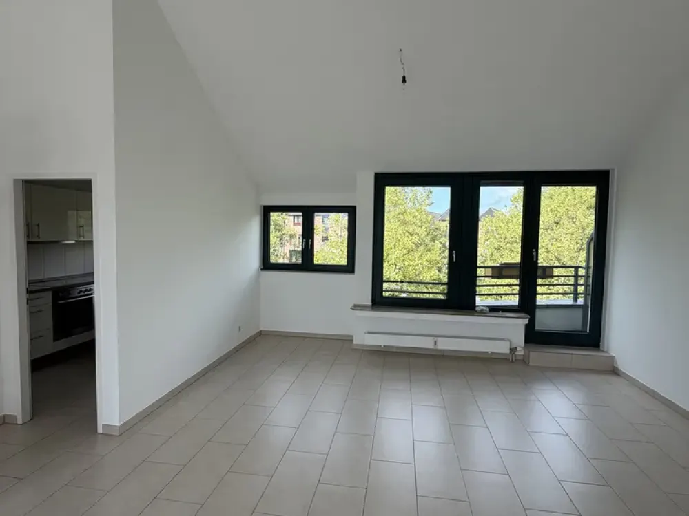 Geräumige und frisch renovierte 3 Zimmer Wohnung in Mettmann