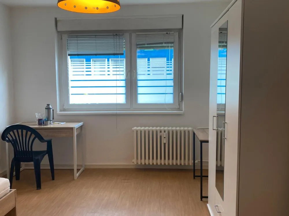 Möblierte 2-Zimmer-Wohnung / WG-Zimmer in Berlin-Lichtenberg zu v
