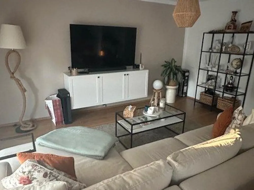 2 Zimmer Wohnung mit Terrasse in Weidenpesch