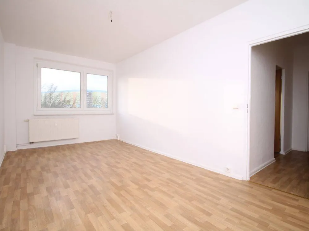 Helle Dreiraumwohnung mit Balkon und Aufzug