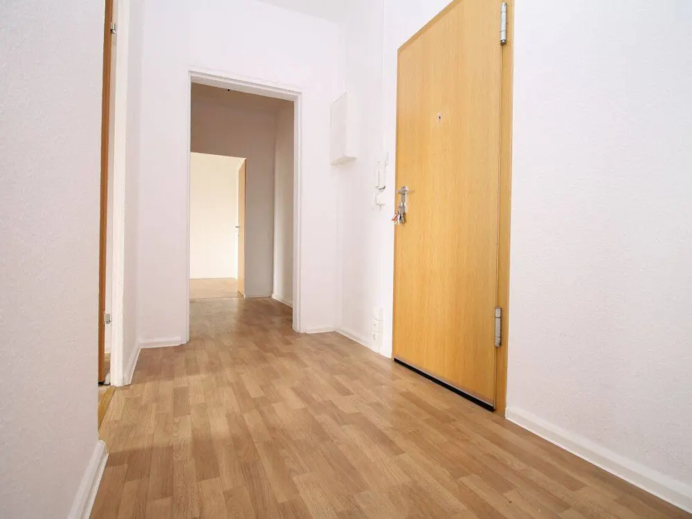 Helle Dreiraumwohnung mit Balkon und Aufzug