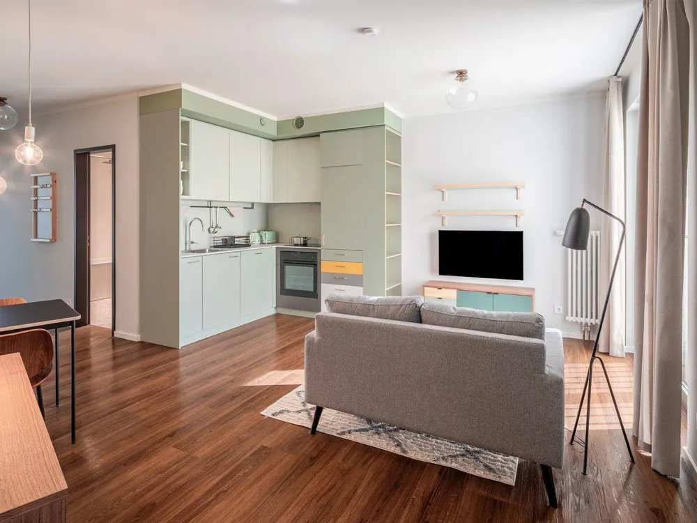 BESICHTIGUNGEN: Mi 9:00 & Fr 16:00 - Großzügige 2-Zimmer-Wohnung mit Balkon im RIX Neukölln, unbefristet