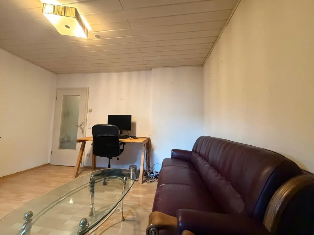 SOFORT Frei - 2,5 -Zimmer, DG - Maisonette Woh. Barbarosaplatz