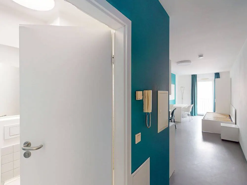 Nur für Auszubildende -Möbliertes 1-Zimmer-Apartment mit Einbauküche und kleiner Terrasse