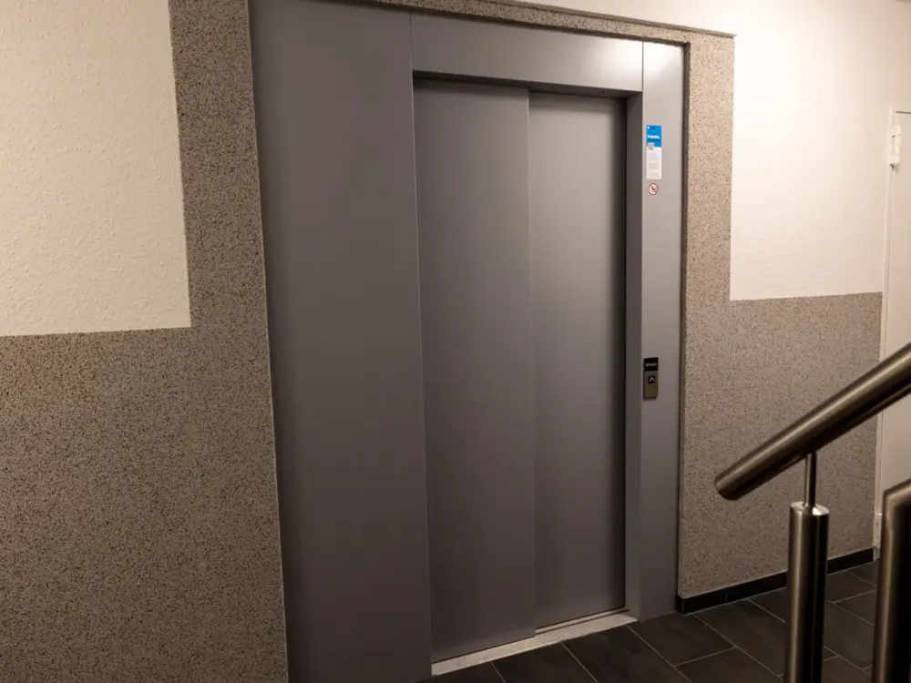 KfW40 - NEW BUILD FIRST OCCUPANCY - PENTHOUSE in the CITY - PASSENGER ELEVATOR - large ROOF TERRACE