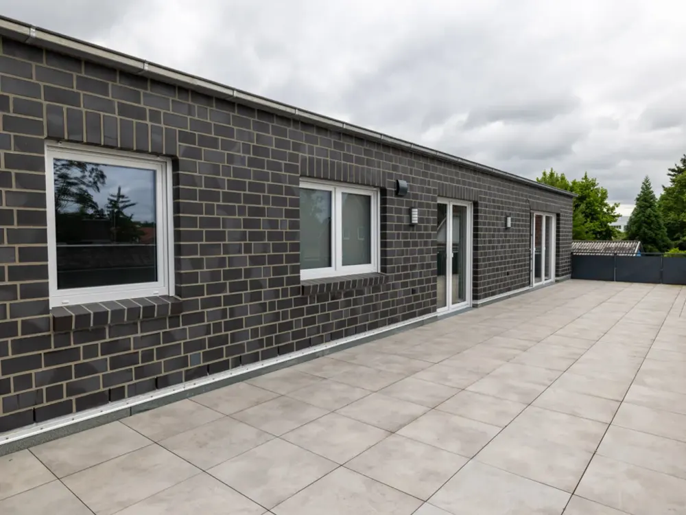 KfW40 - NEW BUILD FIRST OCCUPANCY - PENTHOUSE in the CITY - PASSENGER ELEVATOR - large ROOF TERRACE