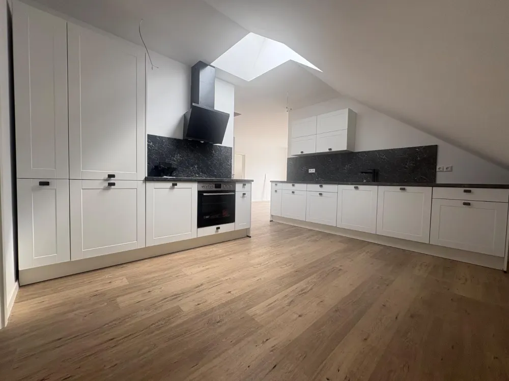 Quiet Attic Apartment *First Occupancy*