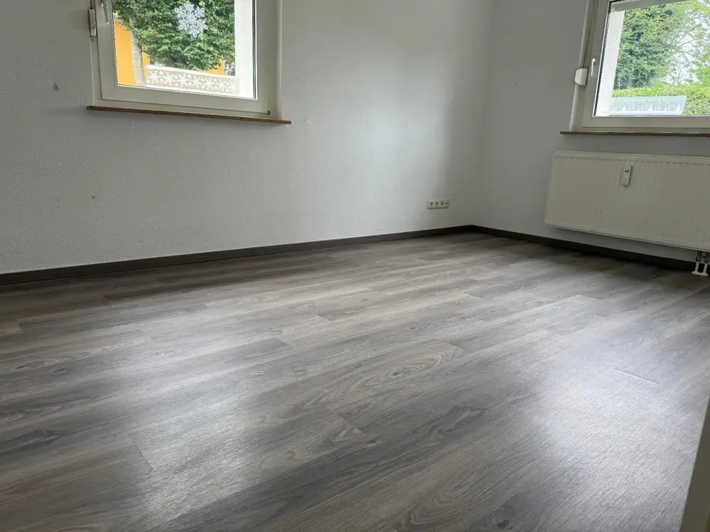 Frisch renovierte 3-Zimmer-Wohnung mit großer Wohnküche in Kerpen-Balkhausen