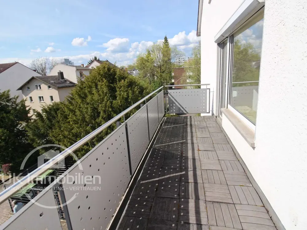 5-Zi RaumGigant mit Dachterrasse + Close2 Japanese School