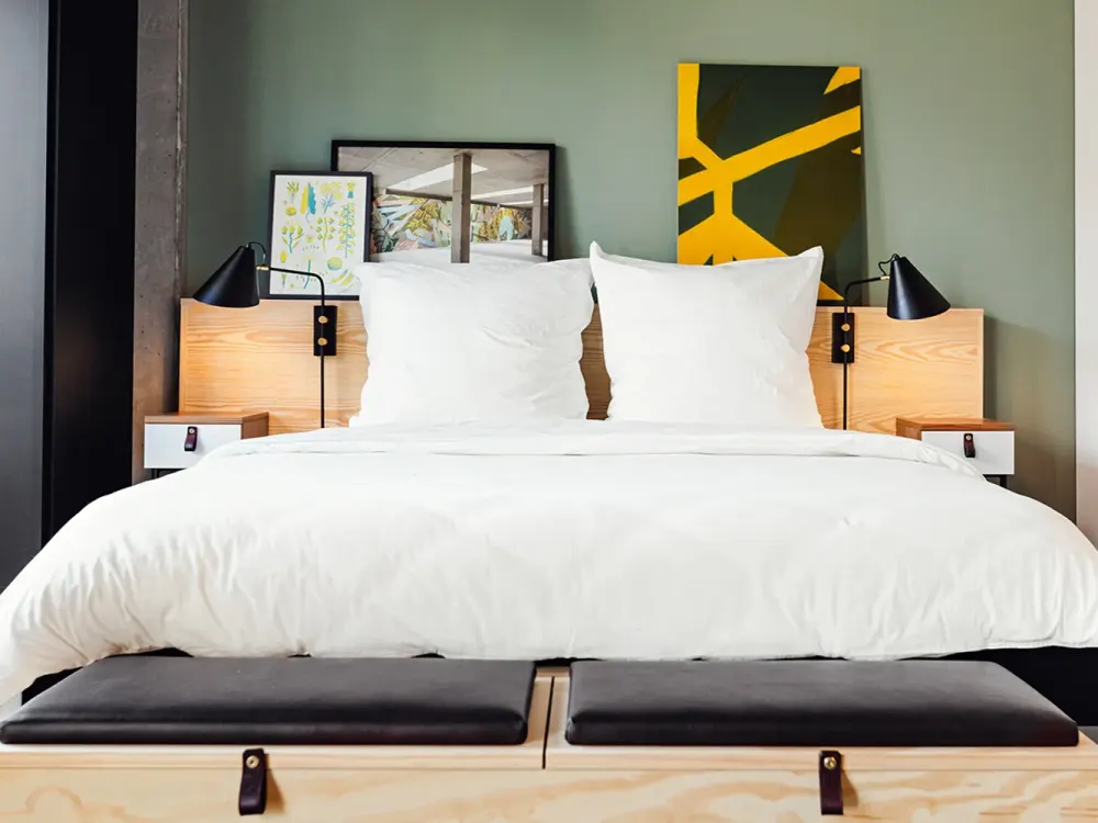 Neon Wood Student Housing - Neon Gold Apartment in Berlin, Mitte-Wedding