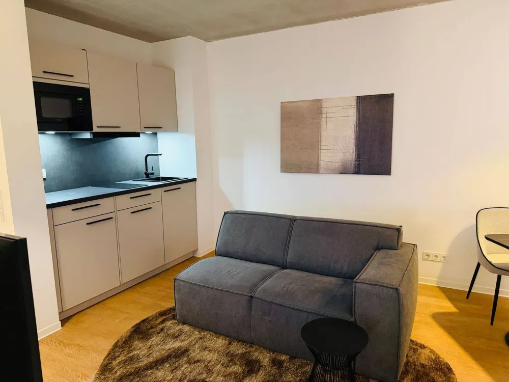 ***MÖBLIERTES APARTMENT IN BESTER LAGE~ALL-INCLUSIVE MIETE~LOGGIA***