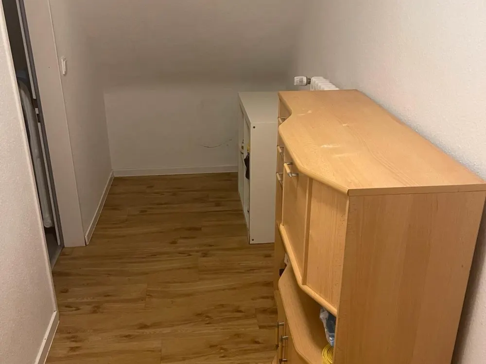 1-Zimmer-Wohnung (33qm) in Düsseldorf-Angermund mit Möbeln