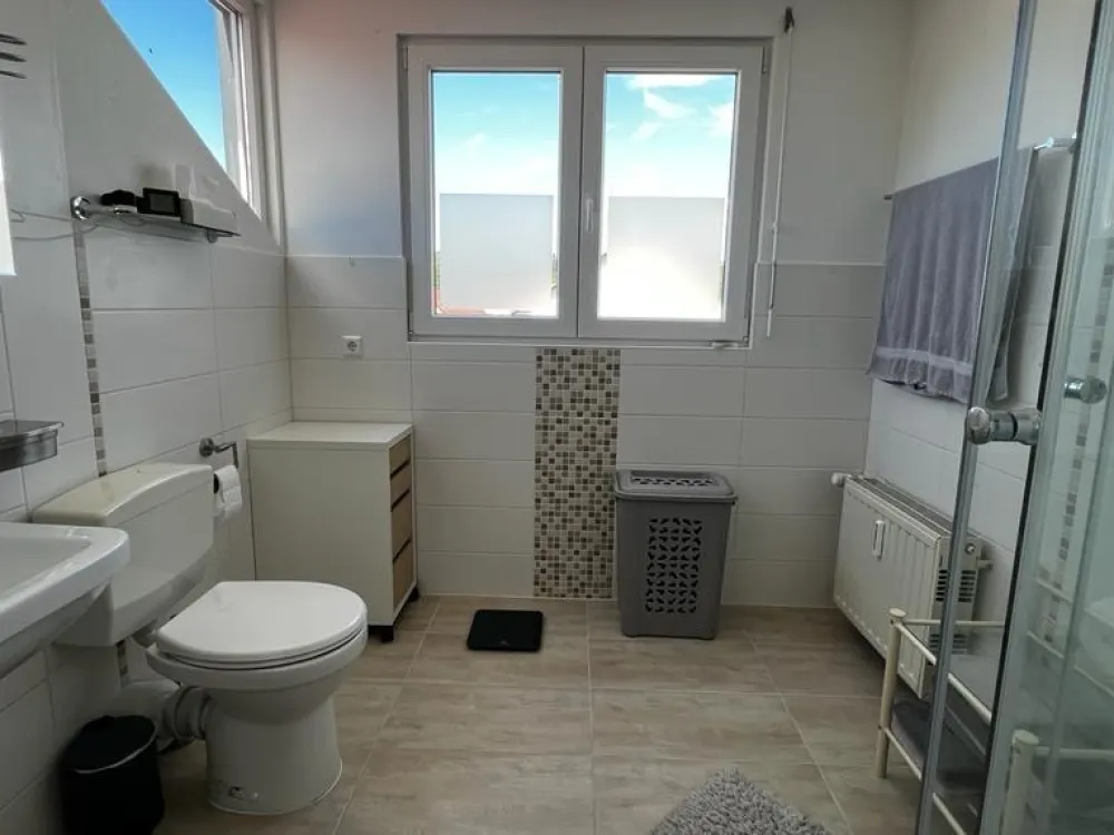 Room for Rent in Shared Apartment for Workers