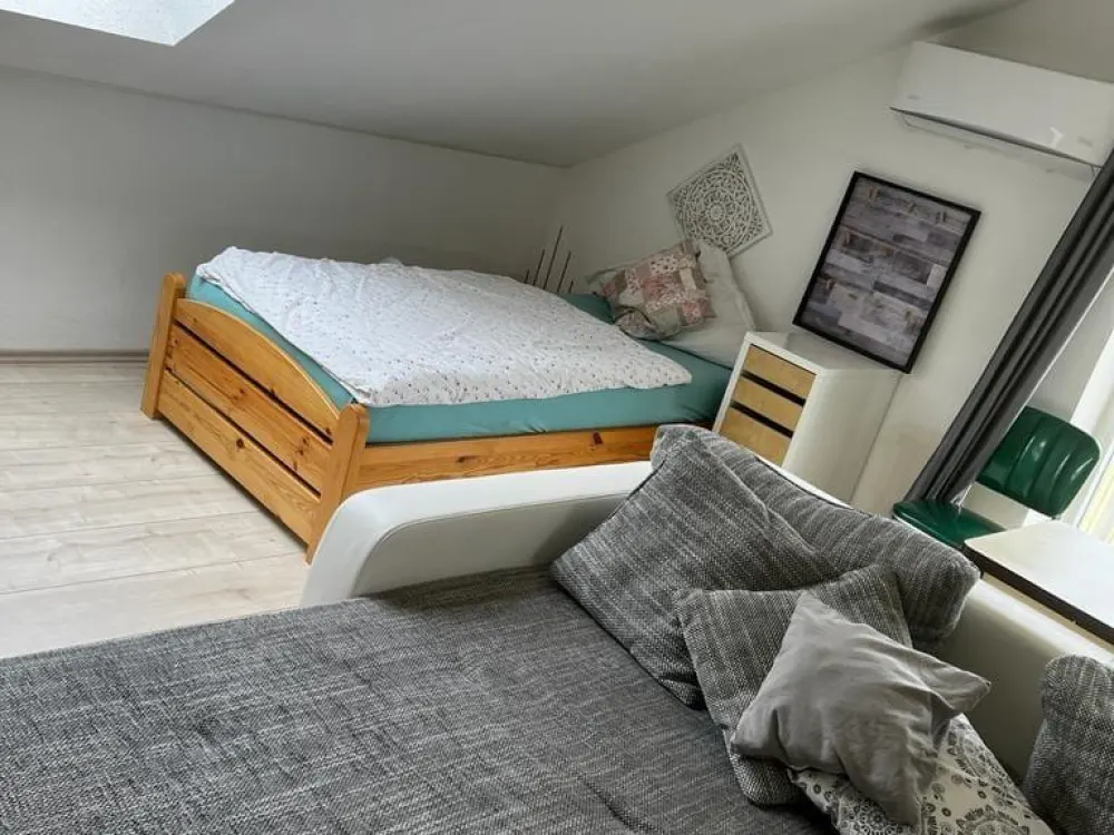 Room for Rent in Shared Apartment for Workers