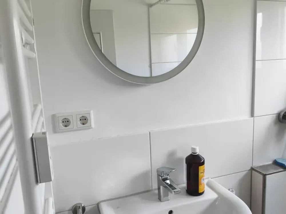 Sanierte 3-Zimmer-Etagenwohnung mit Einbauküche in Leverkusen