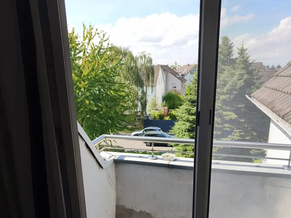 Sanierte 3-Zimmer-Etagenwohnung mit Einbauküche in Leverkusen