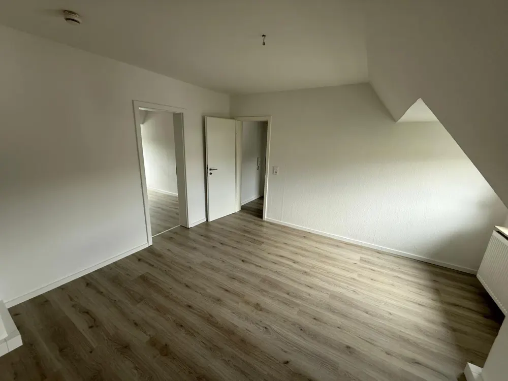 2 Zimmerwohnung zu vermieten!
