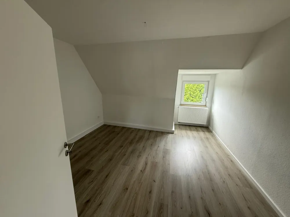 2 Zimmerwohnung zu vermieten!
