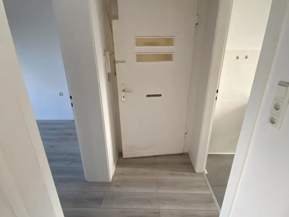 2 Zimmer Wohnung ab sofort zu vermieten