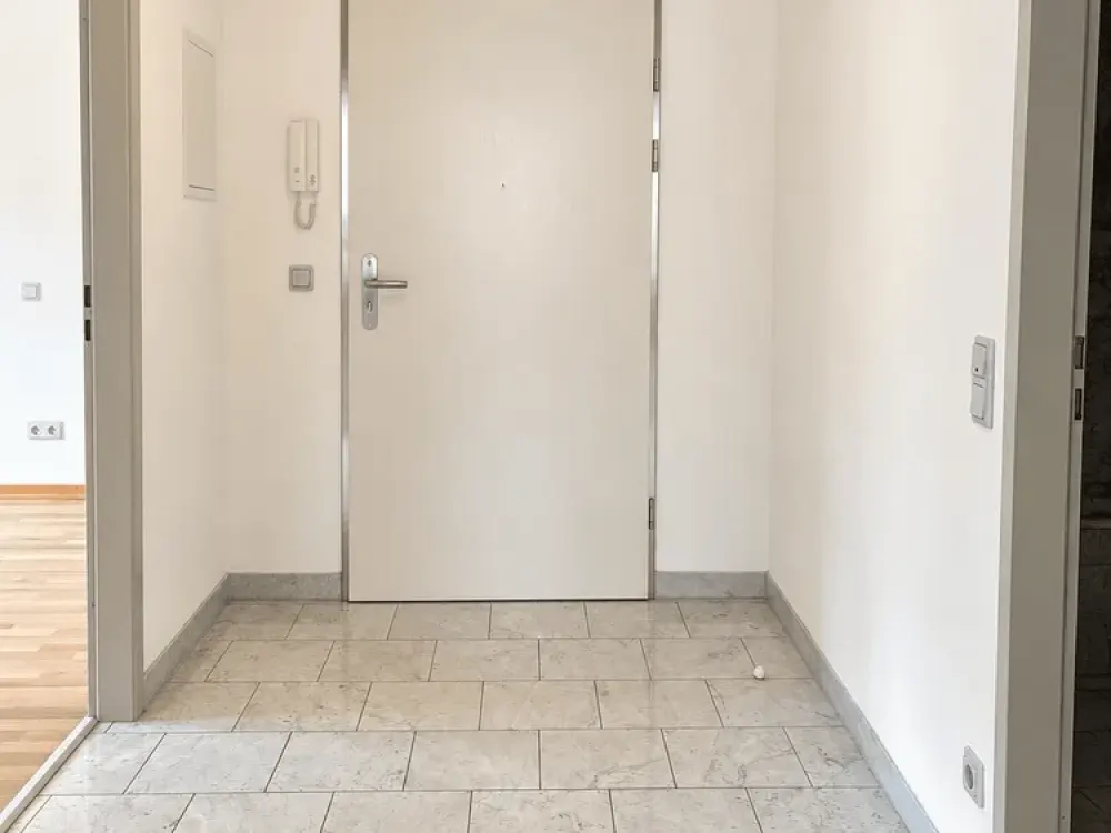 2 Zimmer Wohnung in zentraler Lage von Alt-Saarbrücken