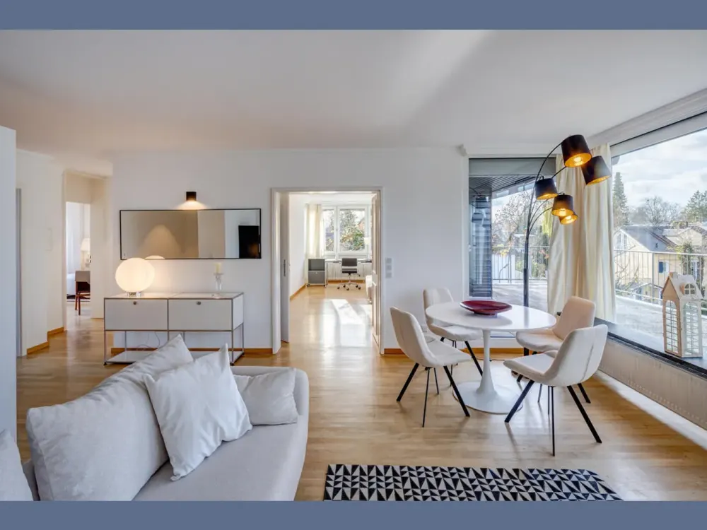 Möbliert: Dachterrassenwohnung in exklusiver Lage des Herzogparks