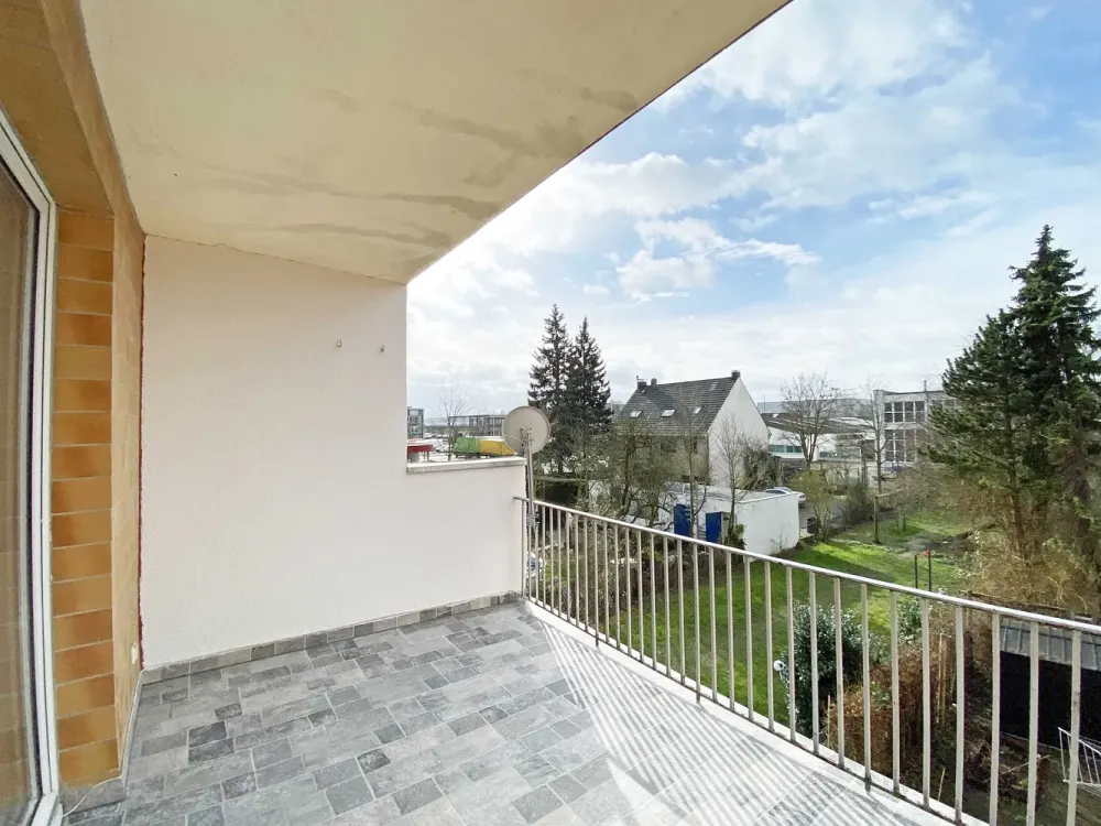 Herrliche 3-Zimmer-Wohnung mit Südwest-Balkon in der Neustadt!