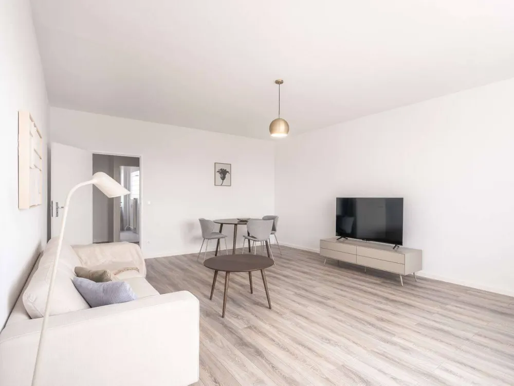 Moderne 3-Zimmer-Wohnung in Kreuzberg - voll möbliert