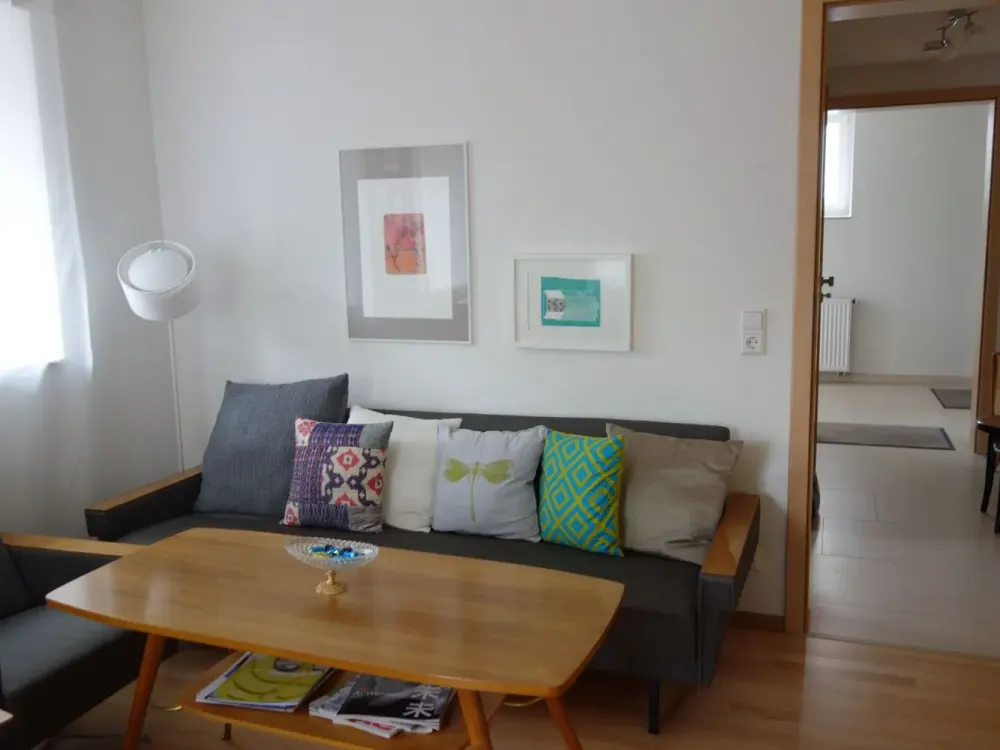 Moderne 1,5 Zi-EG Stadtwohnung mit EBK, Dachterrasse in Waiblingen