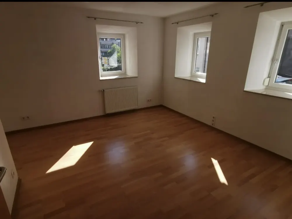 Moderne 1,5 Zi-EG Stadtwohnung mit EBK, Dachterrasse in Waiblingen