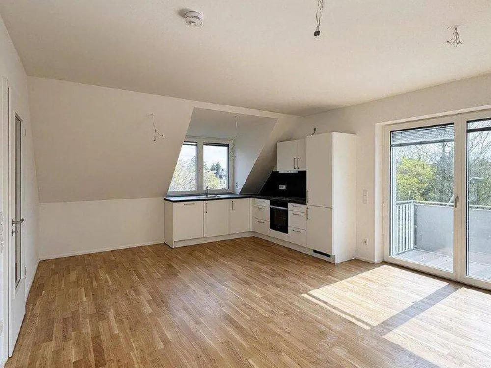 Erstbezug nach Kernsanierung: Gemütliche 3-Zimmer-DG-Wohnung in München-Trudering - WE 7