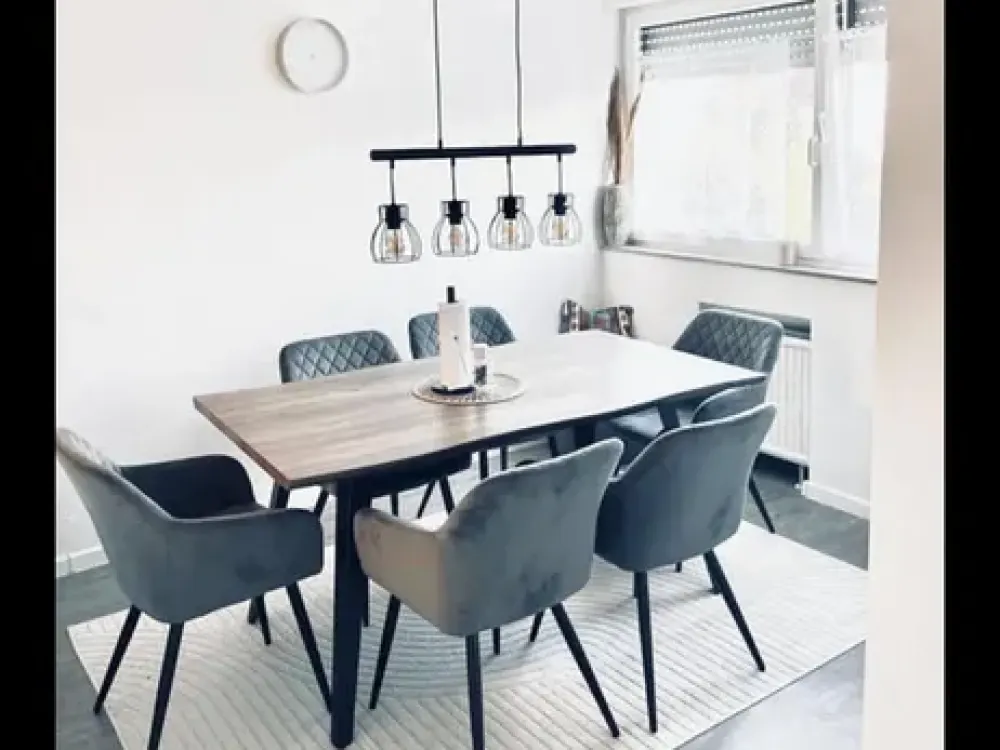 Schön 2,5 Zimmer Wohnung Balkon in Esslingen Altbach