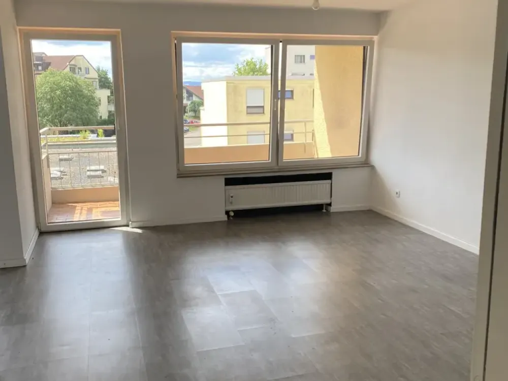 Schön 2,5 Zimmer Wohnung Balkon in Esslingen Altbach