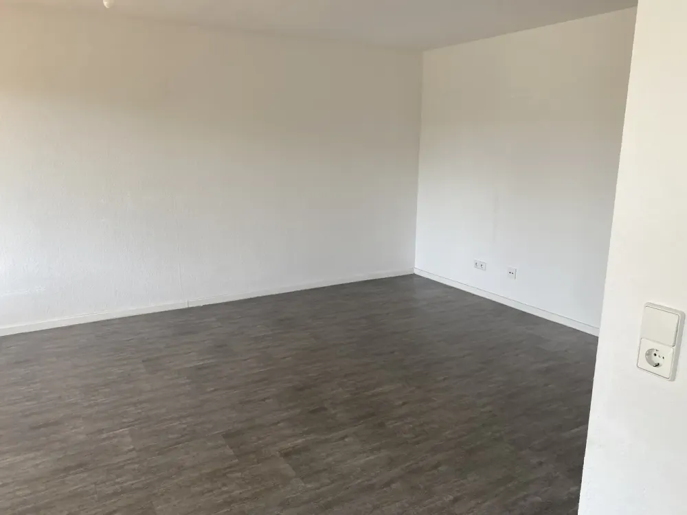 Schön 2,5 Zimmer Wohnung Balkon in Esslingen Altbach