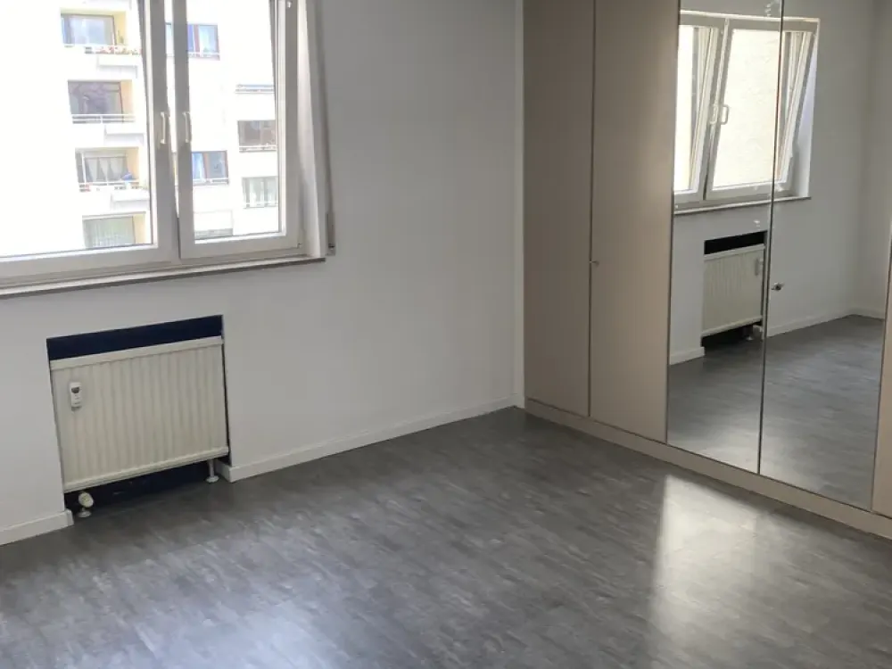 Schön 2,5 Zimmer Wohnung Balkon in Esslingen Altbach