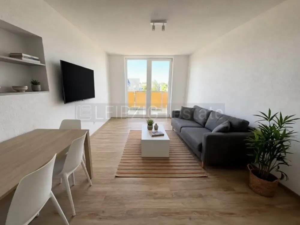 gut geschnittene helle 2-Zi-Wg., mit gr. Balkon, EBK, Pkw-SP, in ruhiger Stadtrandlage von Lützen