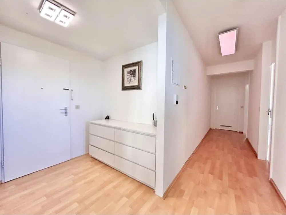 3-Zimmer-Wohnung am Partnachplatz zu vermieten