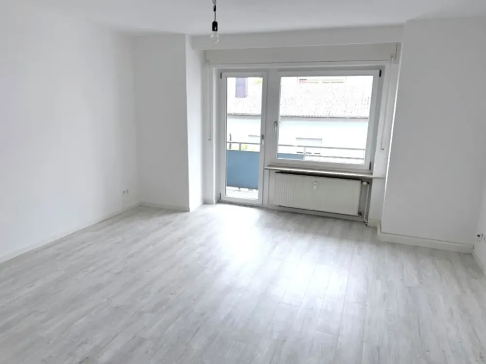 Moderne Wohnung mit Balkon in Karlsruhe-Mühlburg nähe Fliederplatz