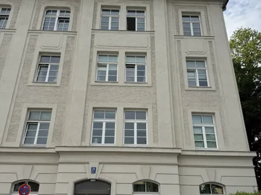 Traumhafte 3-Zimmer-Wohnung mit Altbauflair am Pasinger Stadtpark