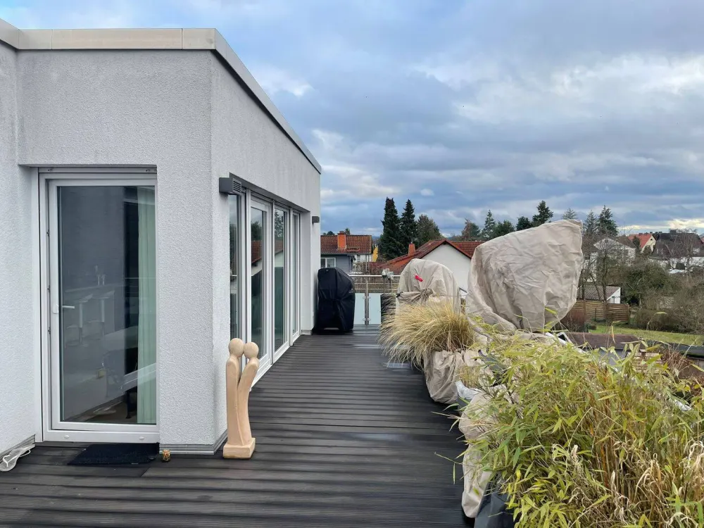 Penthouse Apartment in a Good Residential Area