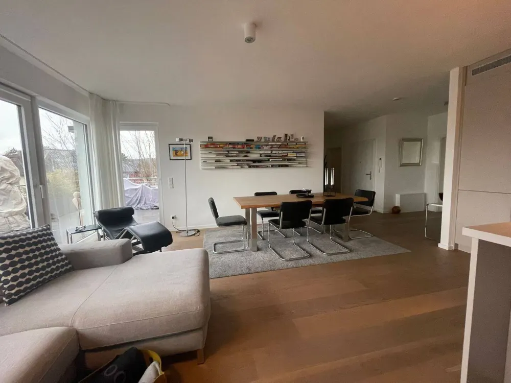 Penthouse Apartment in a Good Residential Area