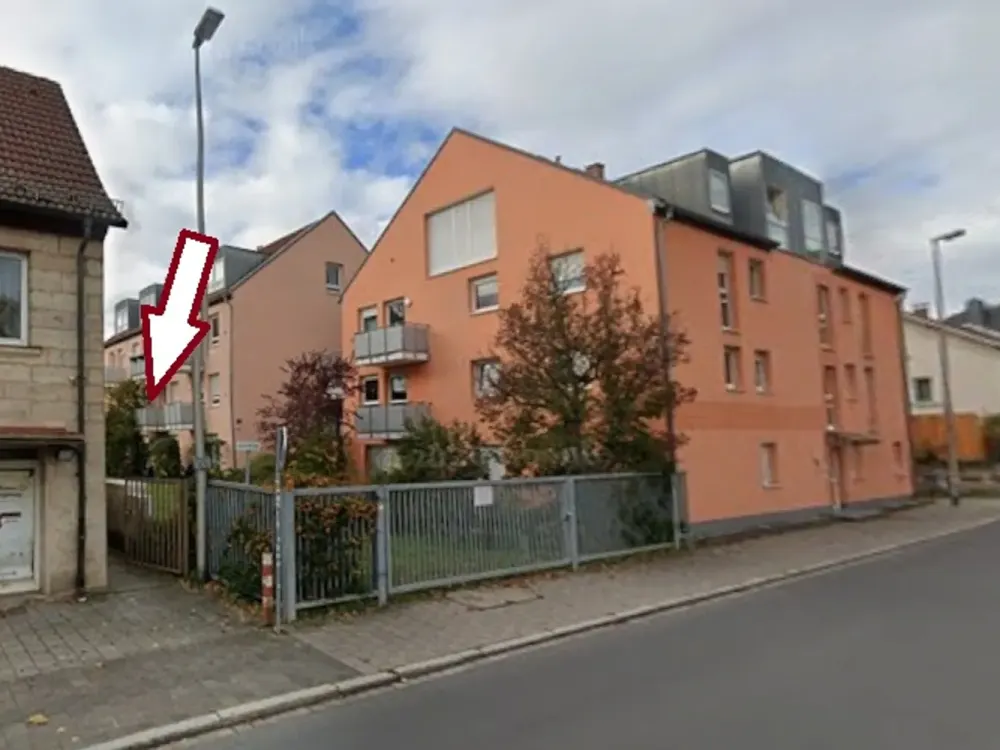 Well-maintained 1-room apartment with fitted kitchen and underground parking space