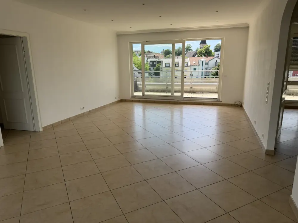 Von Privat - Penthouse Wohnung, zentraler Lage in Böblingen