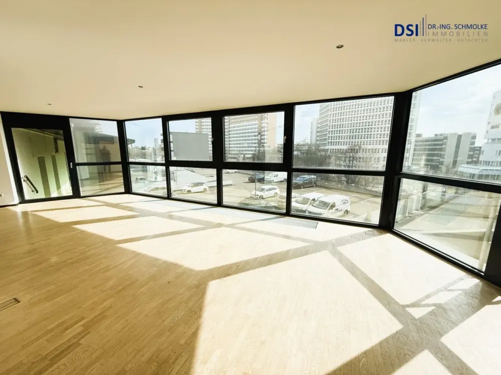 Sülz: Exklusives Wohnen im Loft mit viel Licht