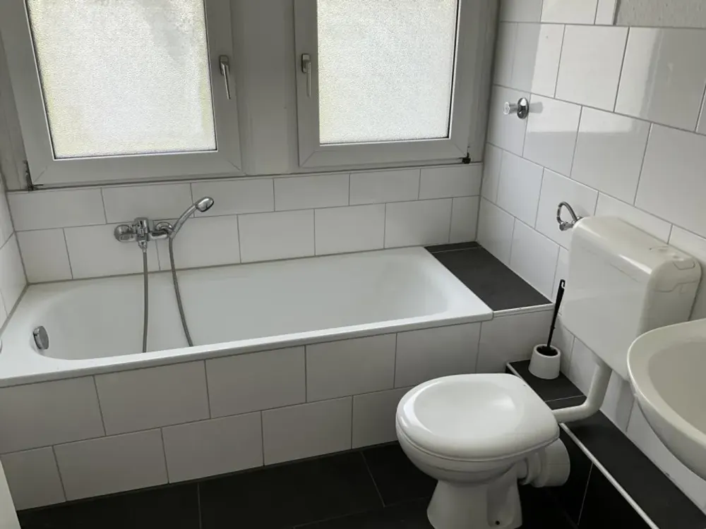 3-Zimmerwohnung im DG bezugsfertig